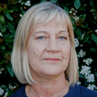 Ingrid Blau